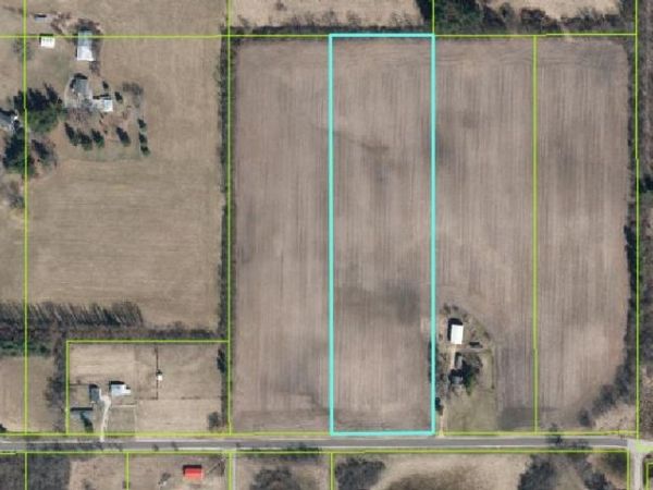 20300 Bunker Hill Road , Marengo, IL 60152