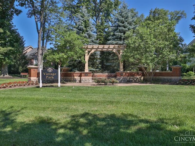 230 Vintage Club Drive, Unit 103, Montgomery, OH 45249 Photo 36