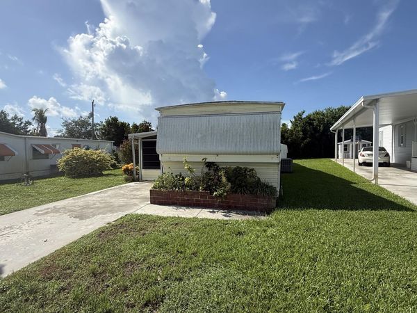 11055 SE FEDERAL HWY 97 Highway, Unit 97, Hobe Sound, FL 33455