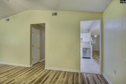 9 Coulter Drive photo 4