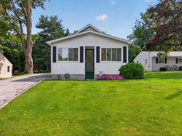 131 N Concord Street, Concord, MI 49237