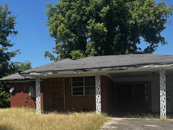 1711 west 2nd , Pine Bluff, AR 71601