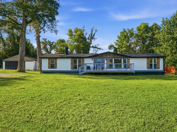 6105 London Groveport Road, Grove City, OH 43123