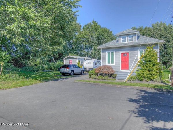 61 W 4th Street, Wyoming, PA 18644
