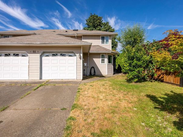 88 Timberlane Rd, Unit #B, Courtenay, BC V9N 3Z3