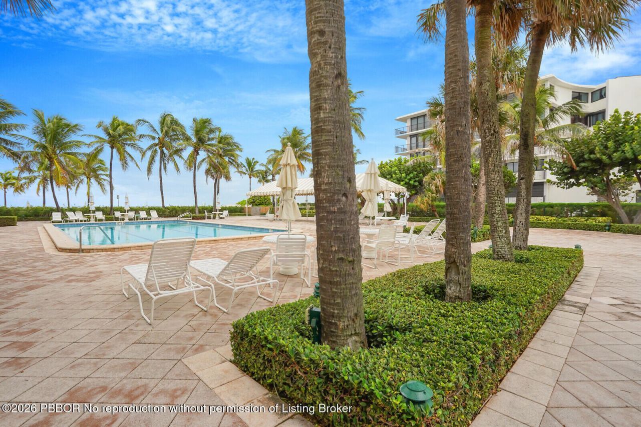 170 N Ocean Boulevard, Unit 402, Palm Beach, FL 33480 Photo