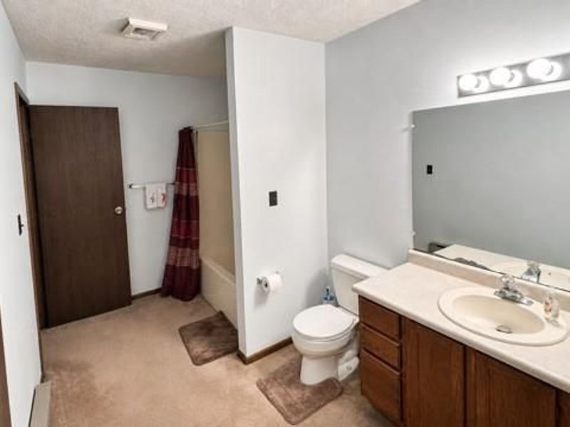 25 Newton Drive, Pleasant Hill, OH 45359 Photo 12
