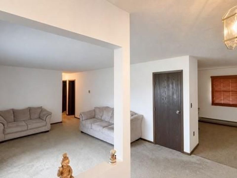 25 Newton Drive, Pleasant Hill, OH 45359 Photo 3