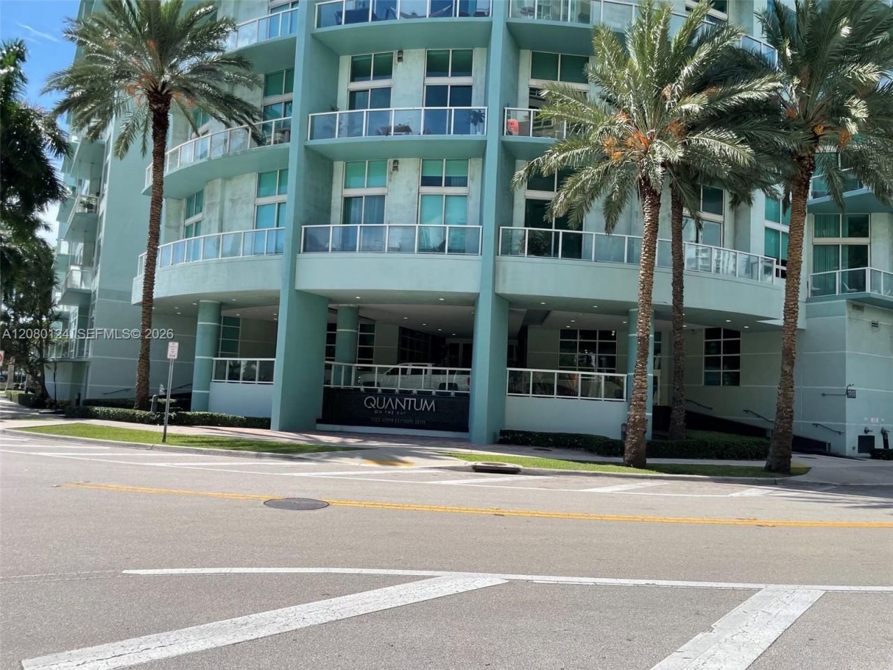 1900 N Bayshore Dr, Unit 511, Miami, FL 33132 Photo