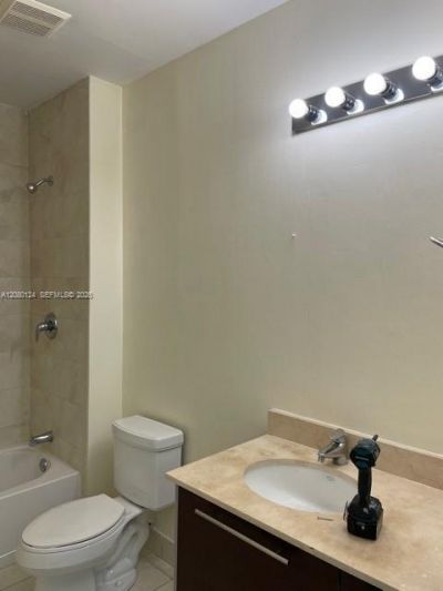 1900 N Bayshore Dr , Unit 511, Miami, FL 33132 Photo