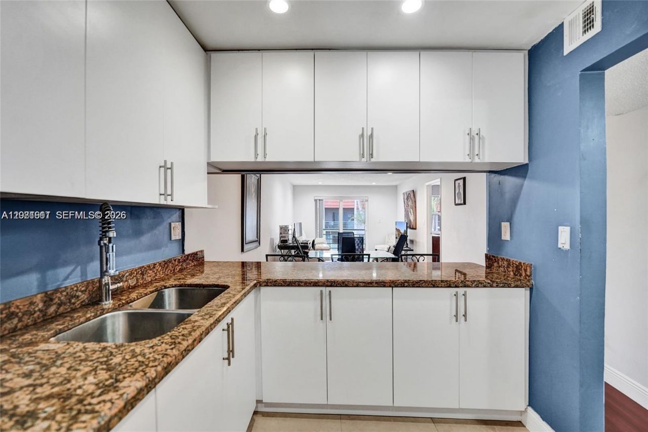 7610 Stirling Rd , Unit 207C, Davie, FL 33024 Photo