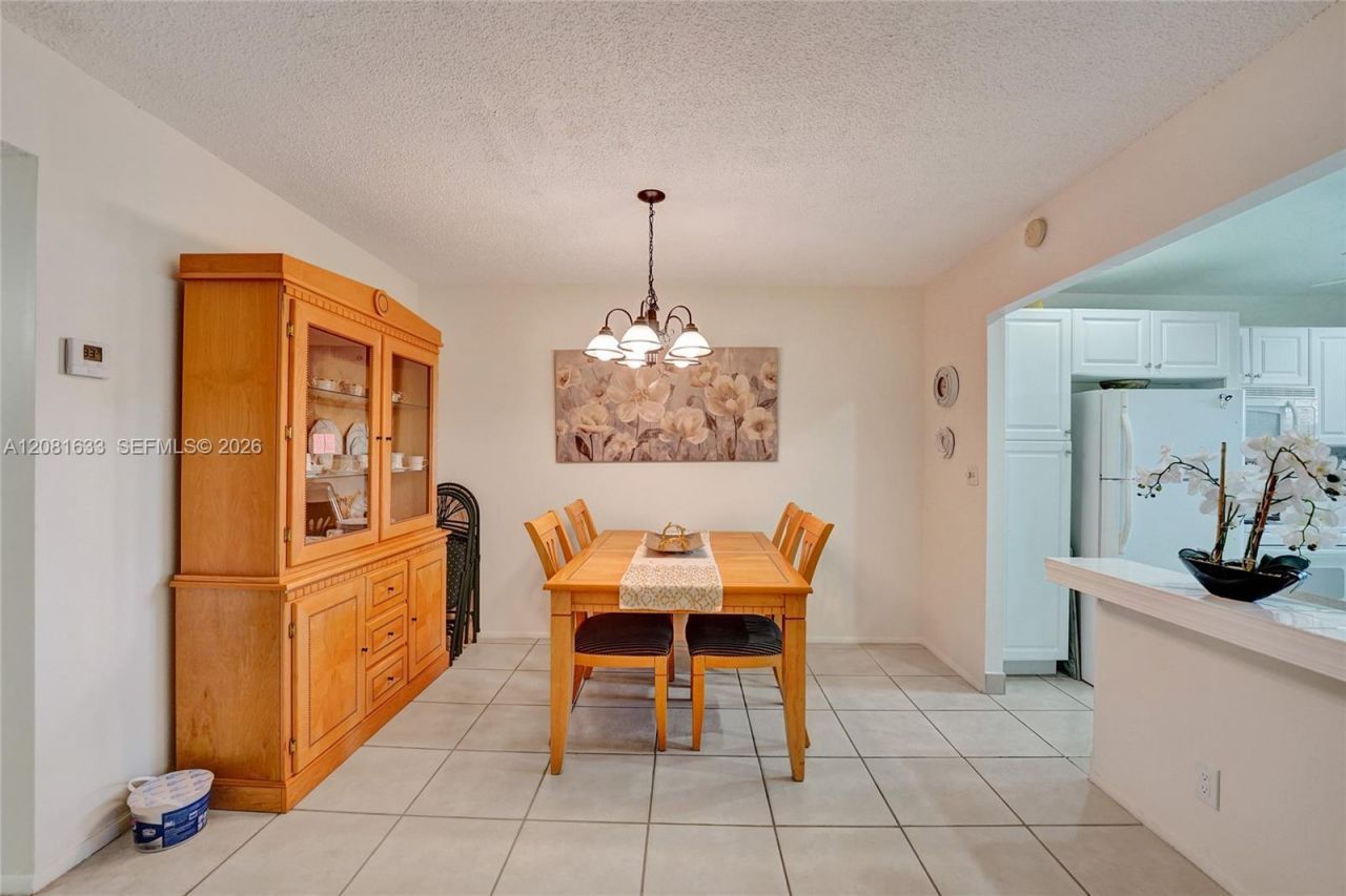 5300 Washington St, Unit V308, Hollywood, FL 33021 Photo