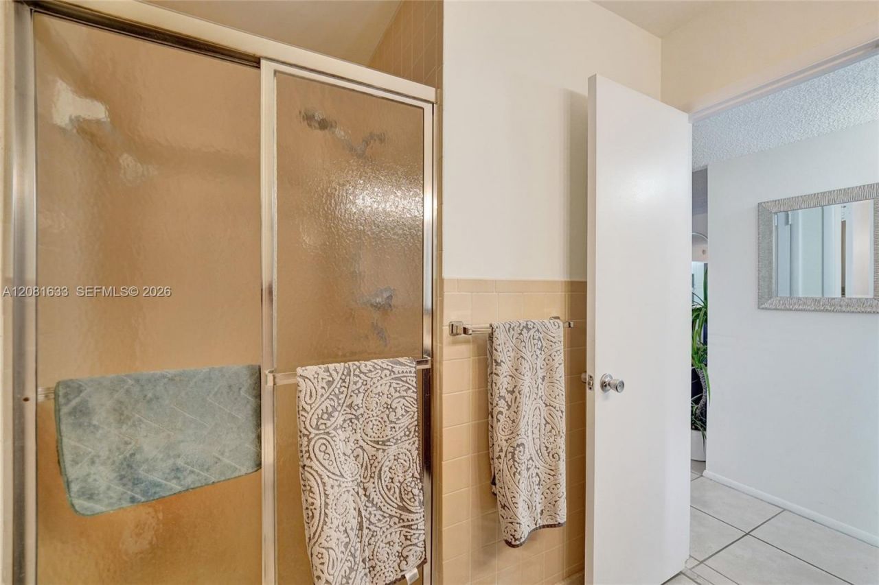 5300 Washington St, Unit V308, Hollywood, FL 33021 Photo