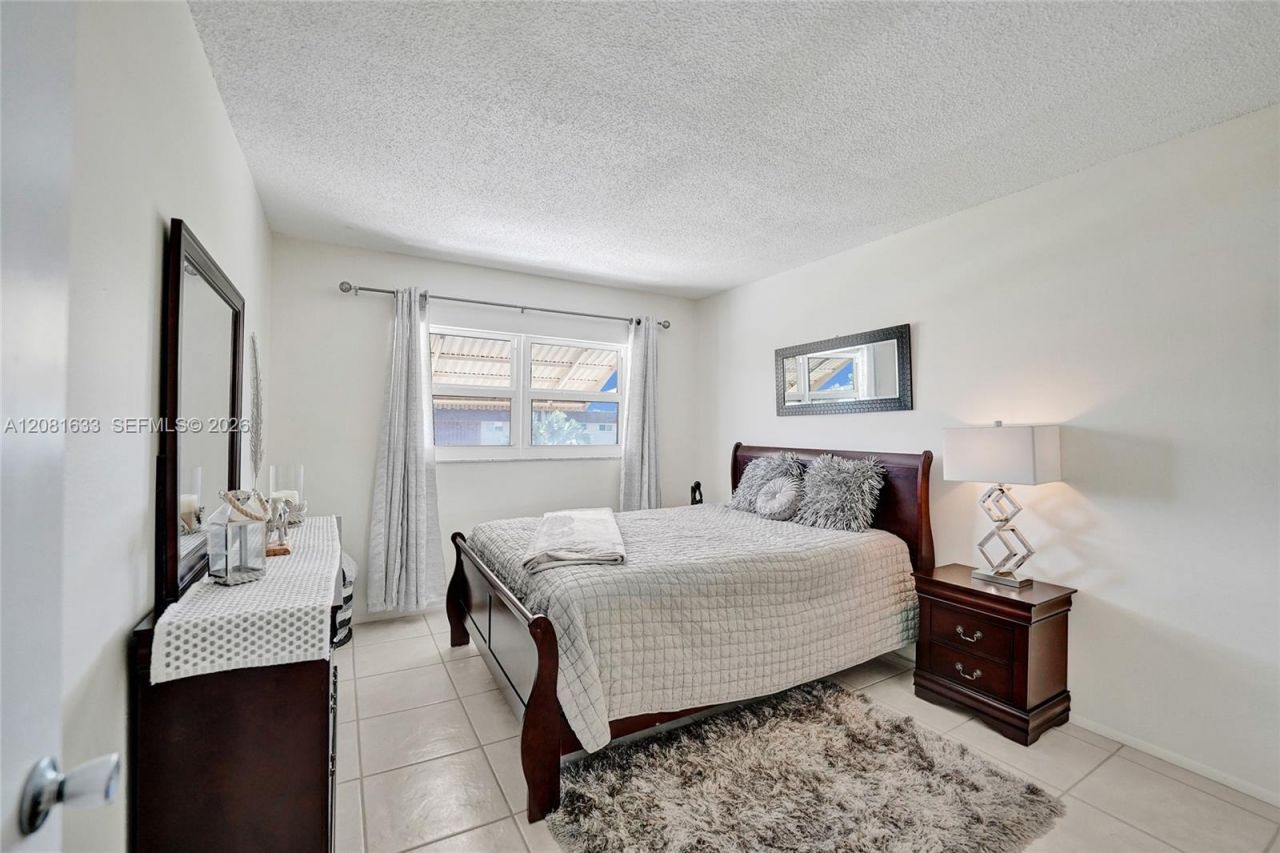 5300 Washington St, Unit V308, Hollywood, FL 33021 Photo