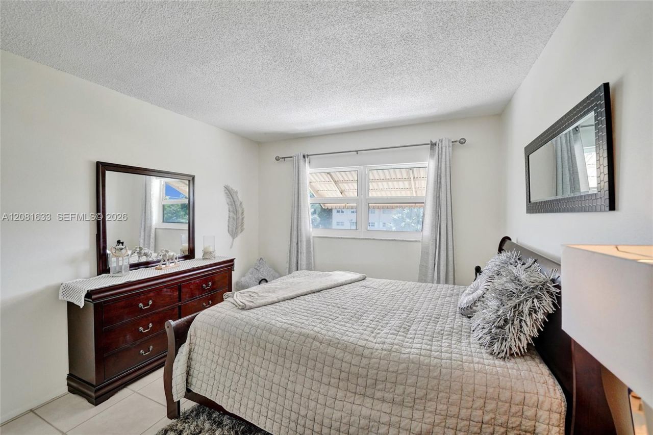 5300 Washington St, Unit V308, Hollywood, FL 33021 Photo