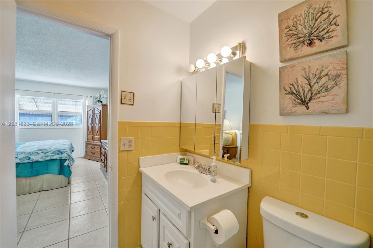 5300 Washington St, Unit V308, Hollywood, FL 33021 Photo
