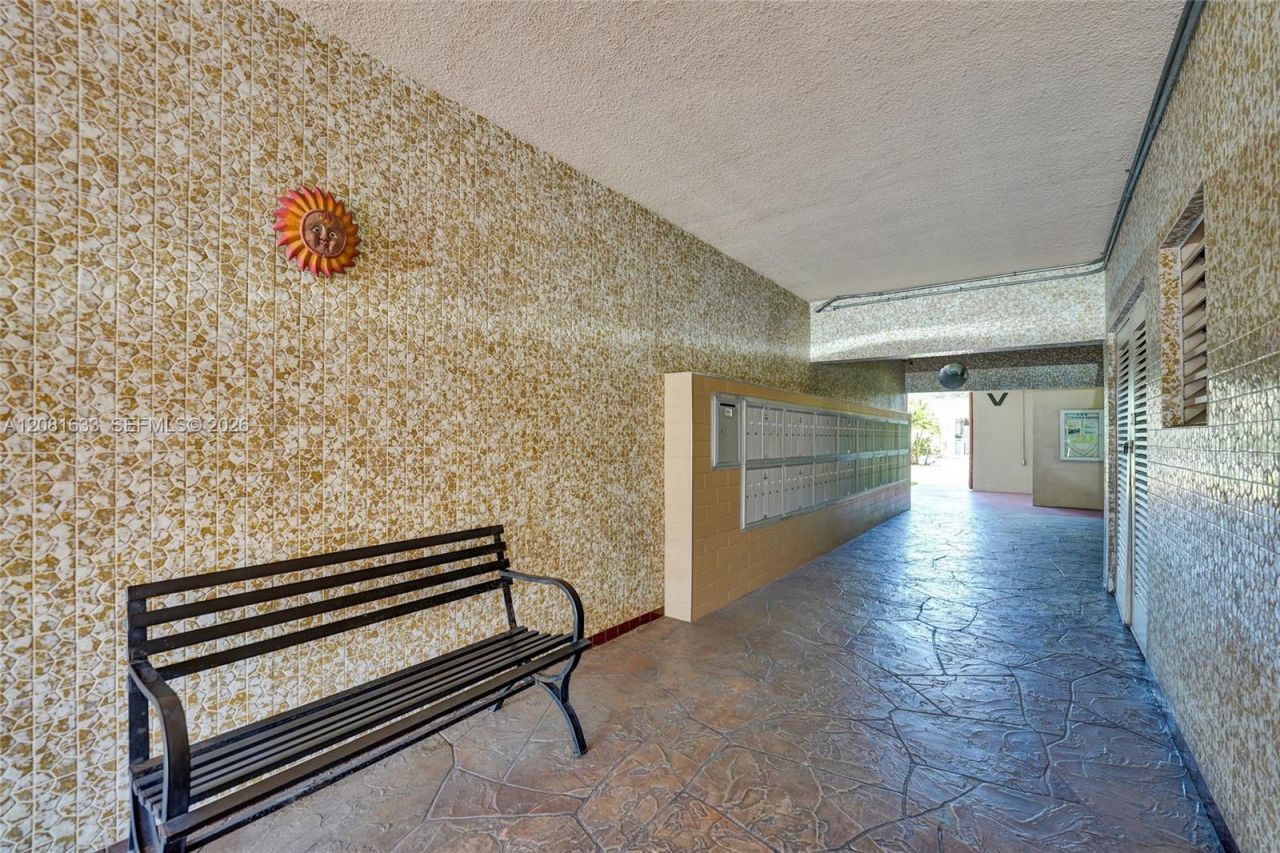 5300 Washington St, Unit V308, Hollywood, FL 33021 Photo