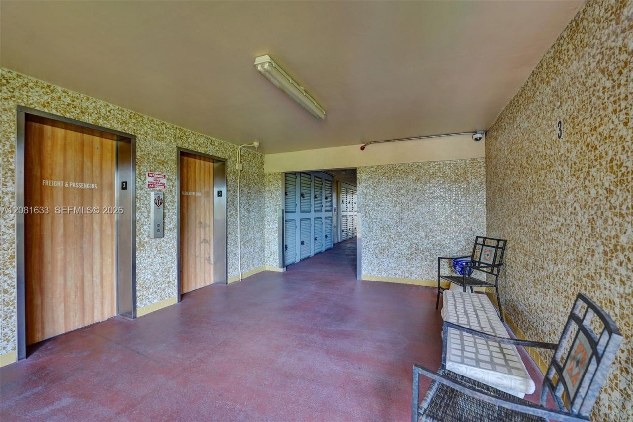 5300 Washington St, Unit V308, Hollywood, FL 33021 Photo