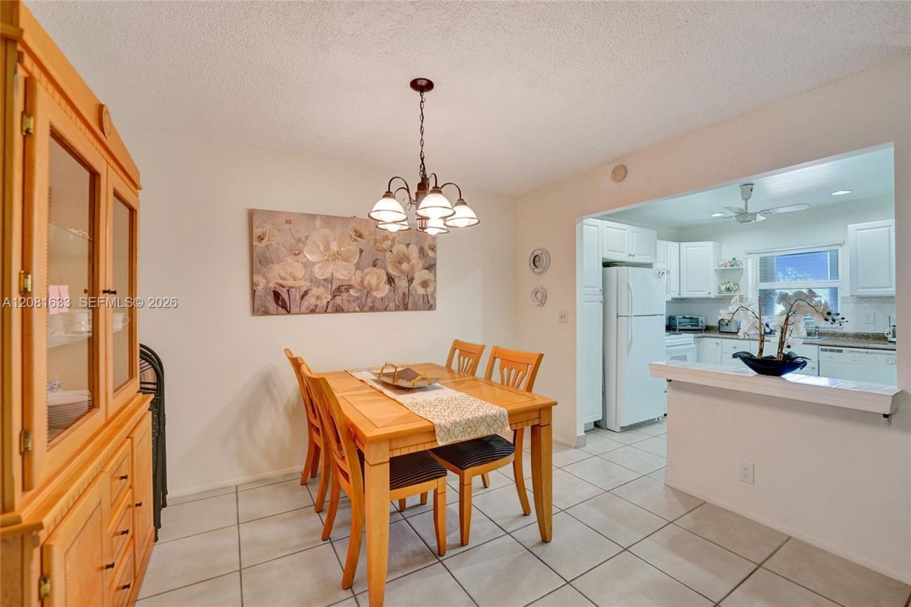 5300 Washington St, Unit V308, Hollywood, FL 33021 Photo