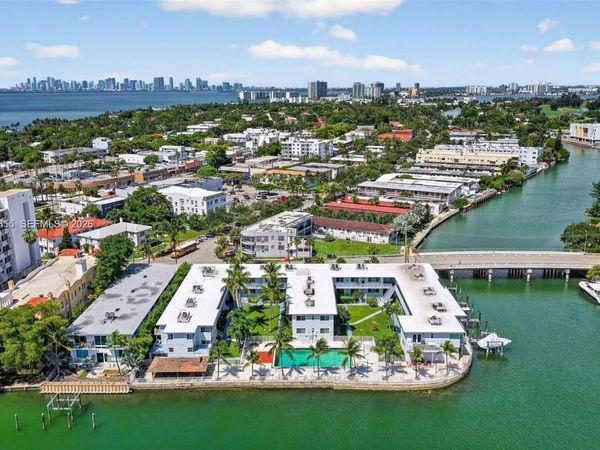 7207 Bay Dr , Unit 25, Miami Beach, FL 33141