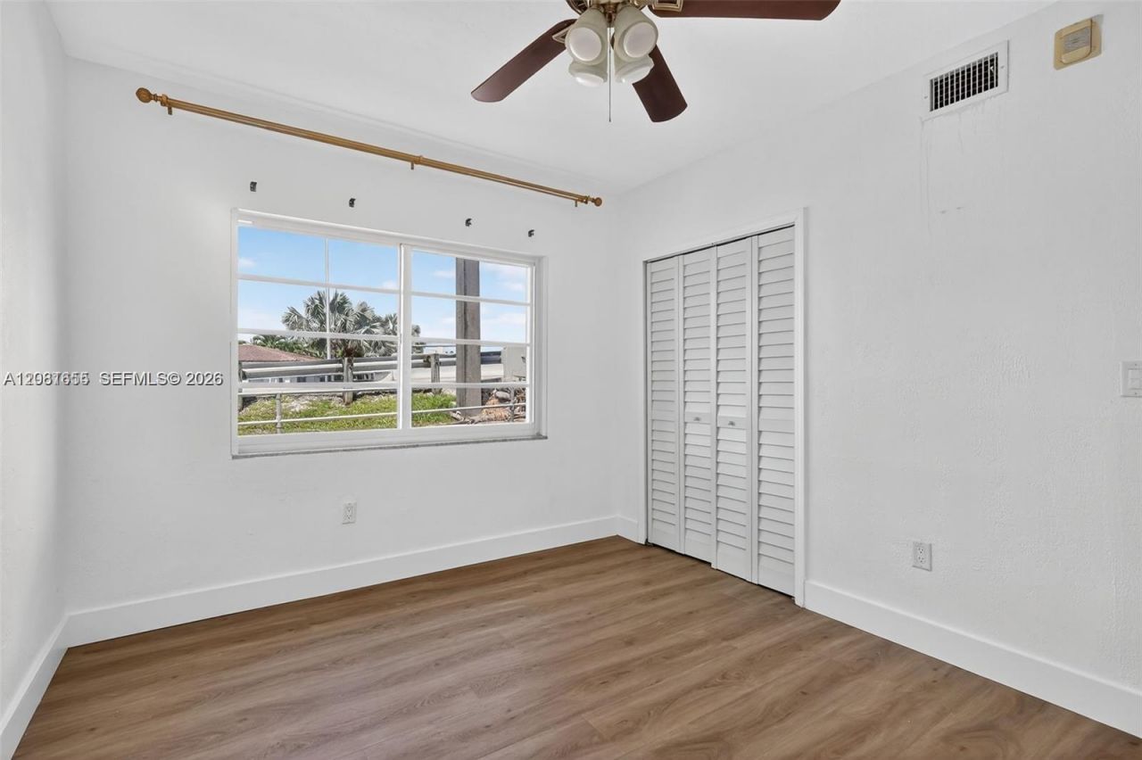 7207 Bay Dr, Unit 25, Miami Beach, FL 33141 Photo