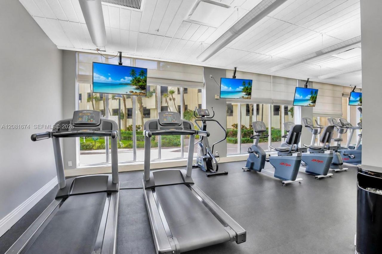 3801 S Ocean Dr, Unit 8A, Hollywood, FL 33019 Photo