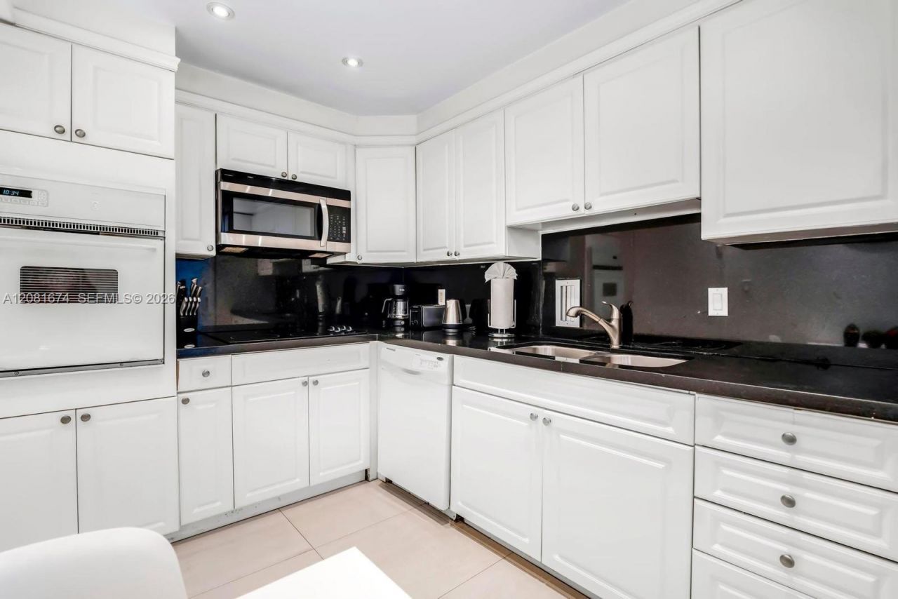 3801 S Ocean Dr, Unit 8A, Hollywood, FL 33019 Photo