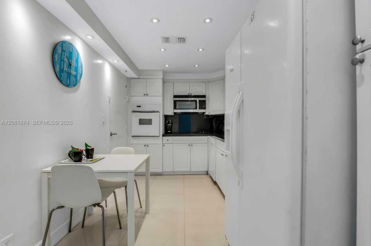 3801 S Ocean Dr, Unit 8A, Hollywood, FL 33019 Photo