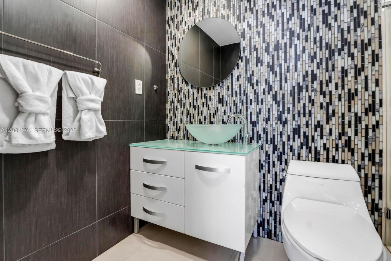 3801 S Ocean Dr, Unit 8A, Hollywood, FL 33019 Photo