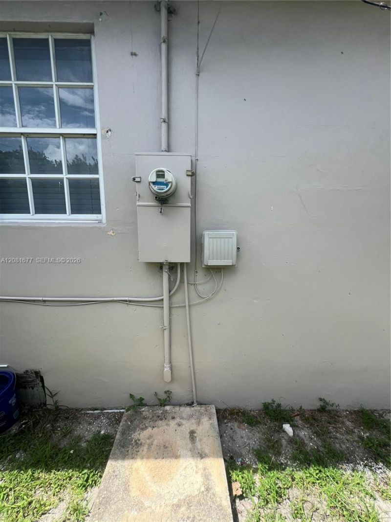 1190 NW 135th St, North Miami, FL 33168 Photo