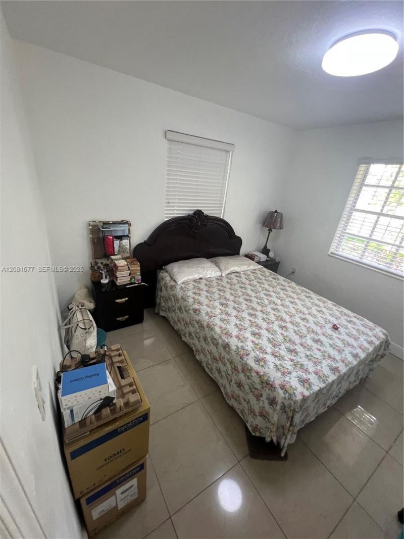 1190 NW 135th St, North Miami, FL 33168 Photo