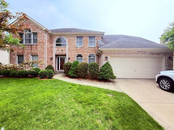 2825 Tory Court , Lisle, IL 60532