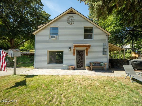 915 E Boyd Ave , Coeur d'Alene, ID 83814