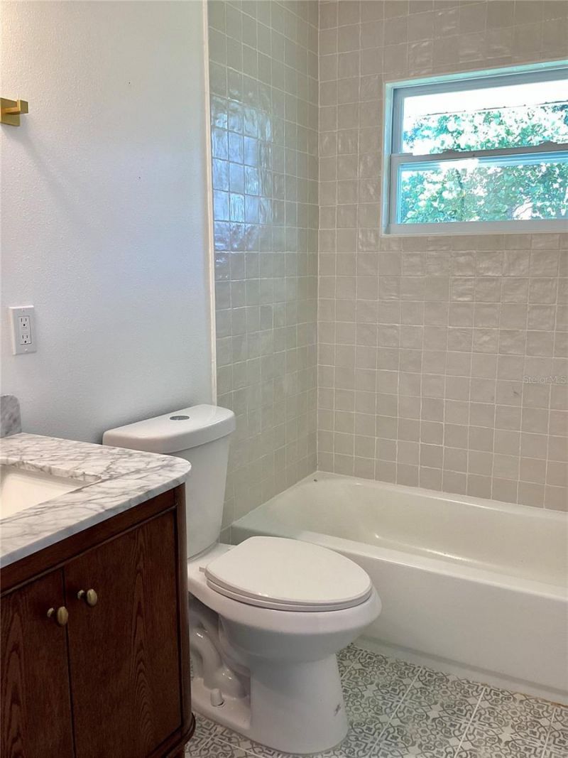 2370 Bahia Vista Street , Sarasota, FL 34239 Photo