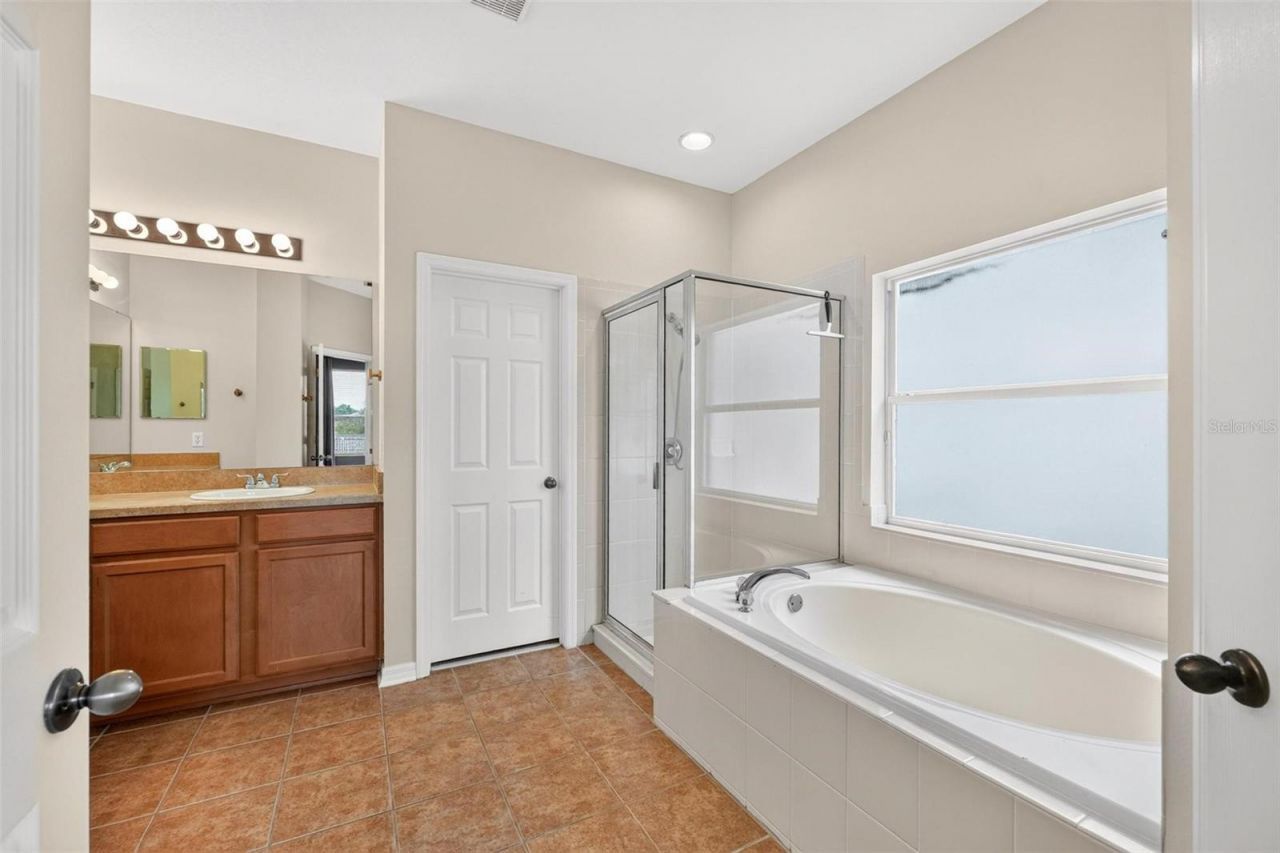 13356 Phoenix Drive, Orlando, FL 32828 Photo