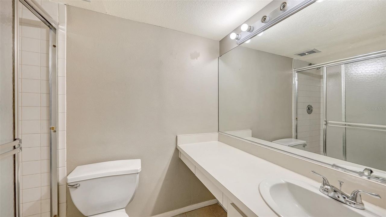 2121 Wood Street, Unit A103, Sarasota, FL 34237 Photo