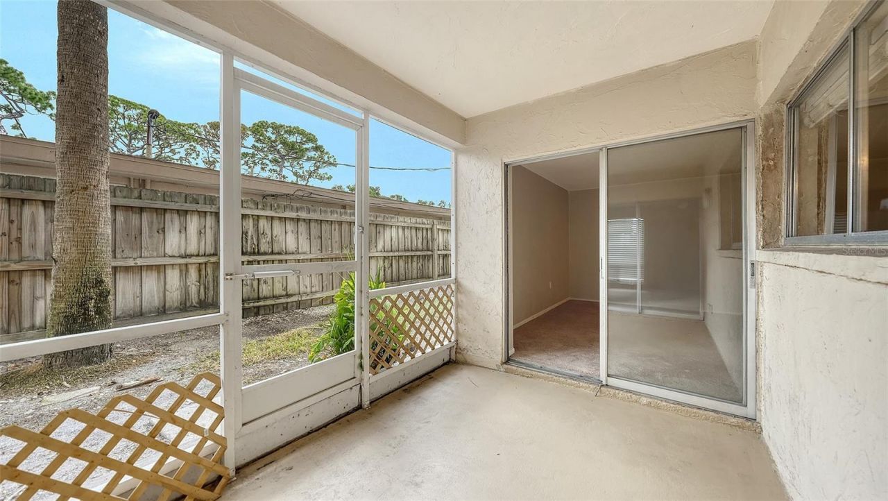 2121 Wood Street, Unit A103, Sarasota, FL 34237 Photo