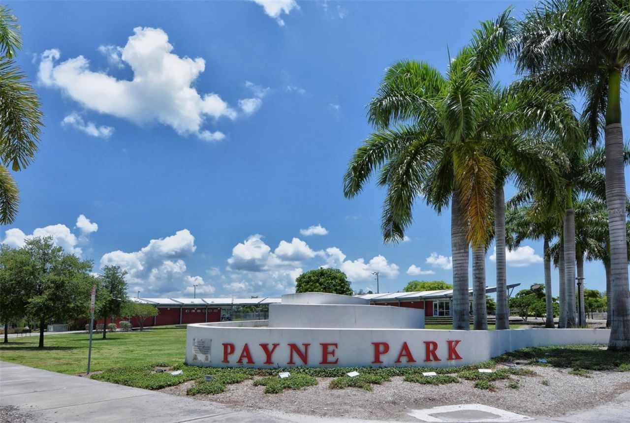 2121 Wood Street, Unit A103, Sarasota, FL 34237 Photo