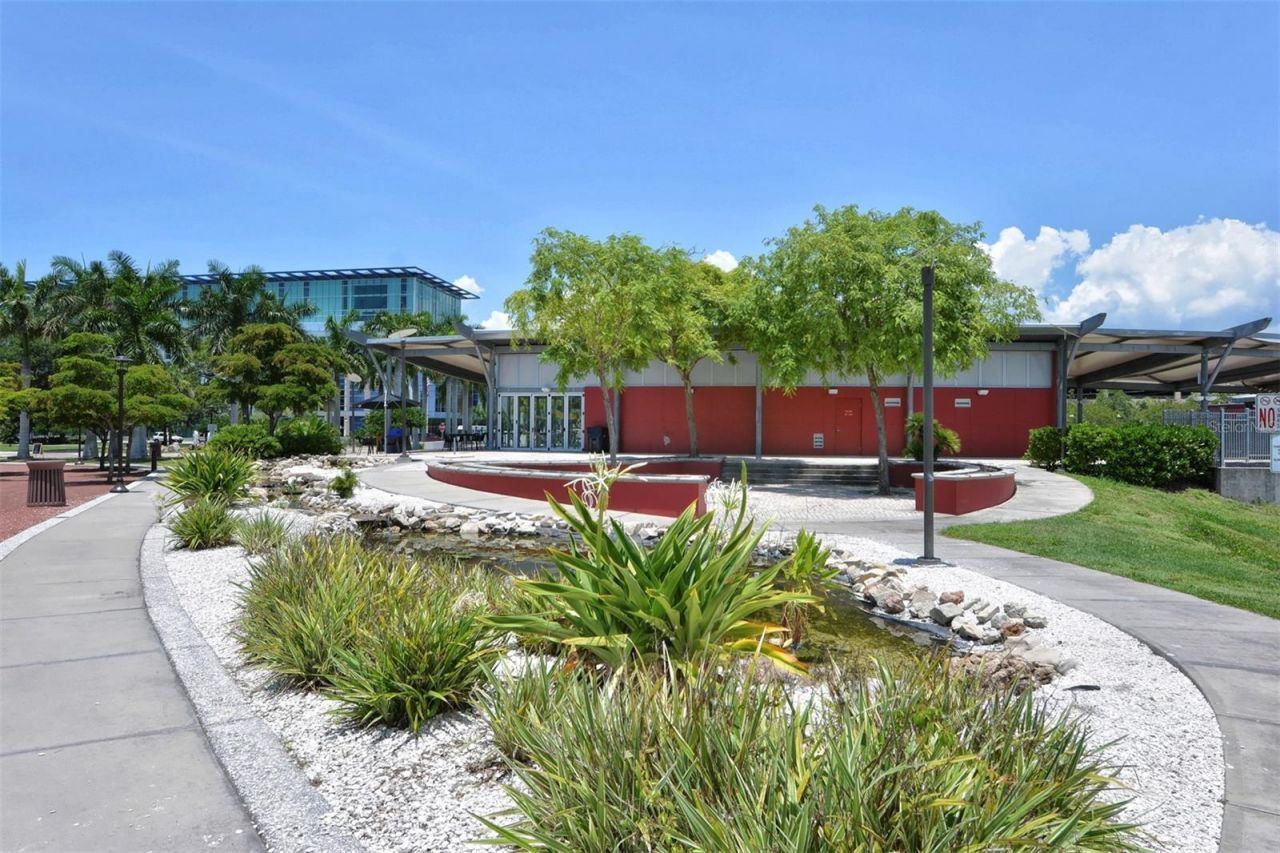 2121 Wood Street, Unit A103, Sarasota, FL 34237 Photo