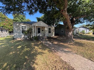 5040 Lyndon Drive, Fort Worth, TX 76116