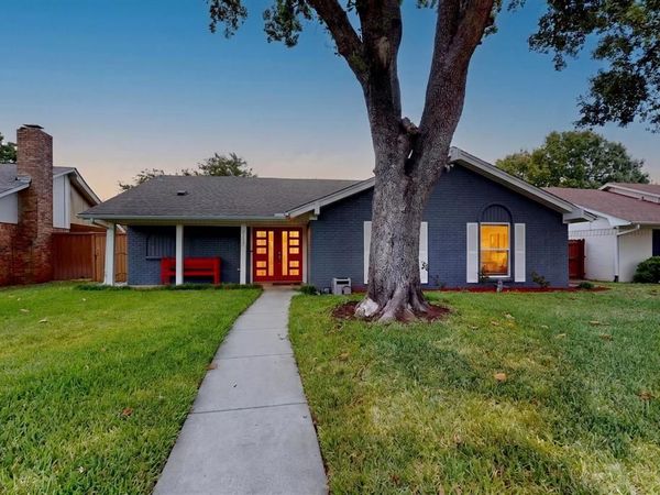 2117 Homestead Place , Garland, TX 75044