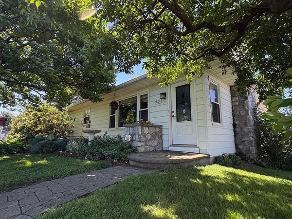 1608 LANCASTER PIKE, QUARRYVILLE, PA 17566