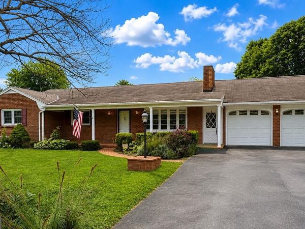 16635 LONGSTREET DRIVE, WILLIAMSPORT, MD 21795