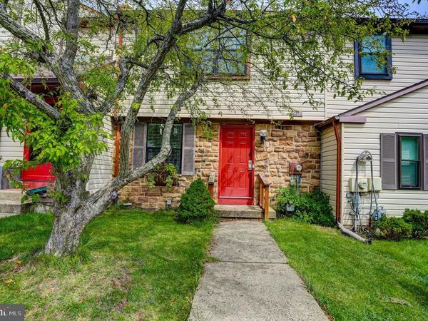 977 BROWNING PLACE , WARMINSTER, PA 18974