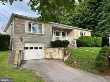 39 CLEARVIEW DRIVE, SHREWSBURY, PA 17361