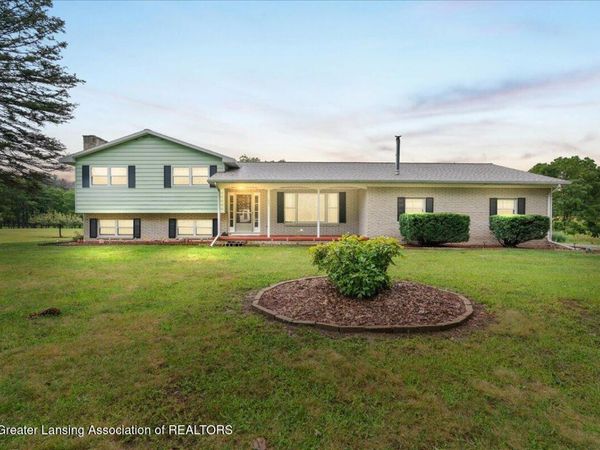 7691 Wilson Road, Eaton Rapids, MI 48827