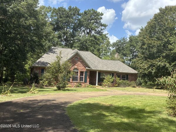 490 SE Hutcherson Lane, Brookhaven, MS 39601