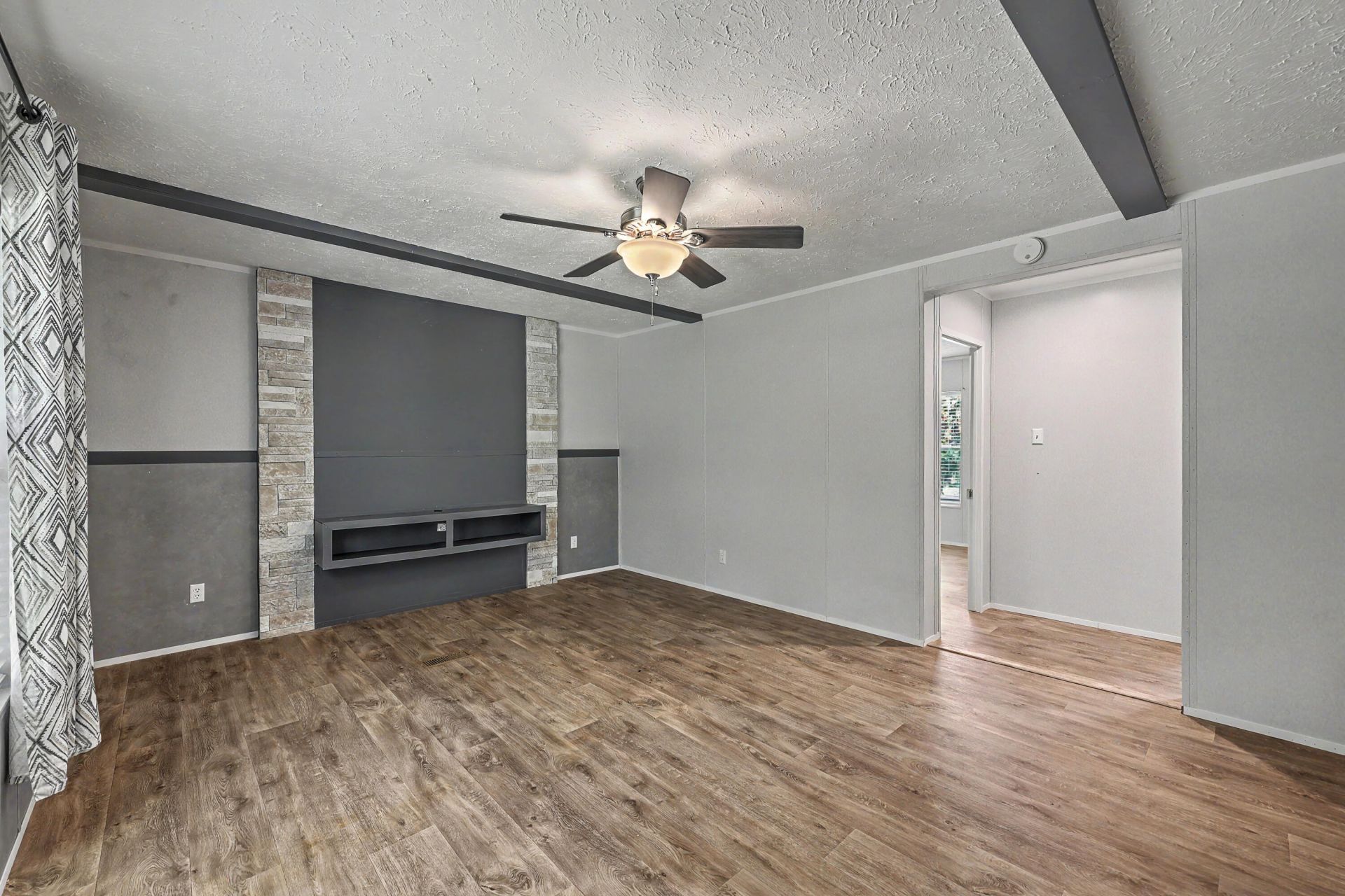 714 Rosa Place Photo 24