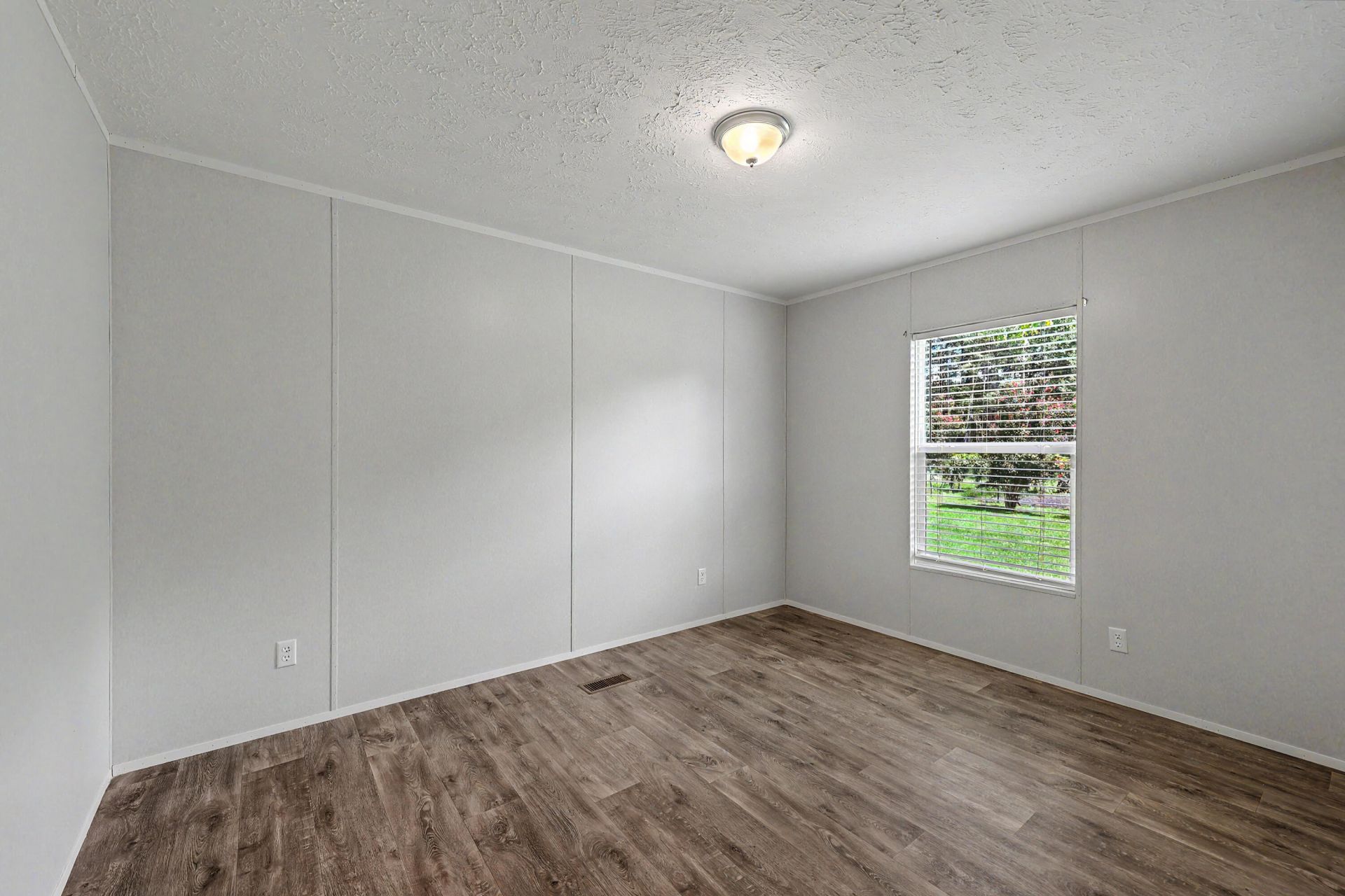 714 Rosa Place Photo 26