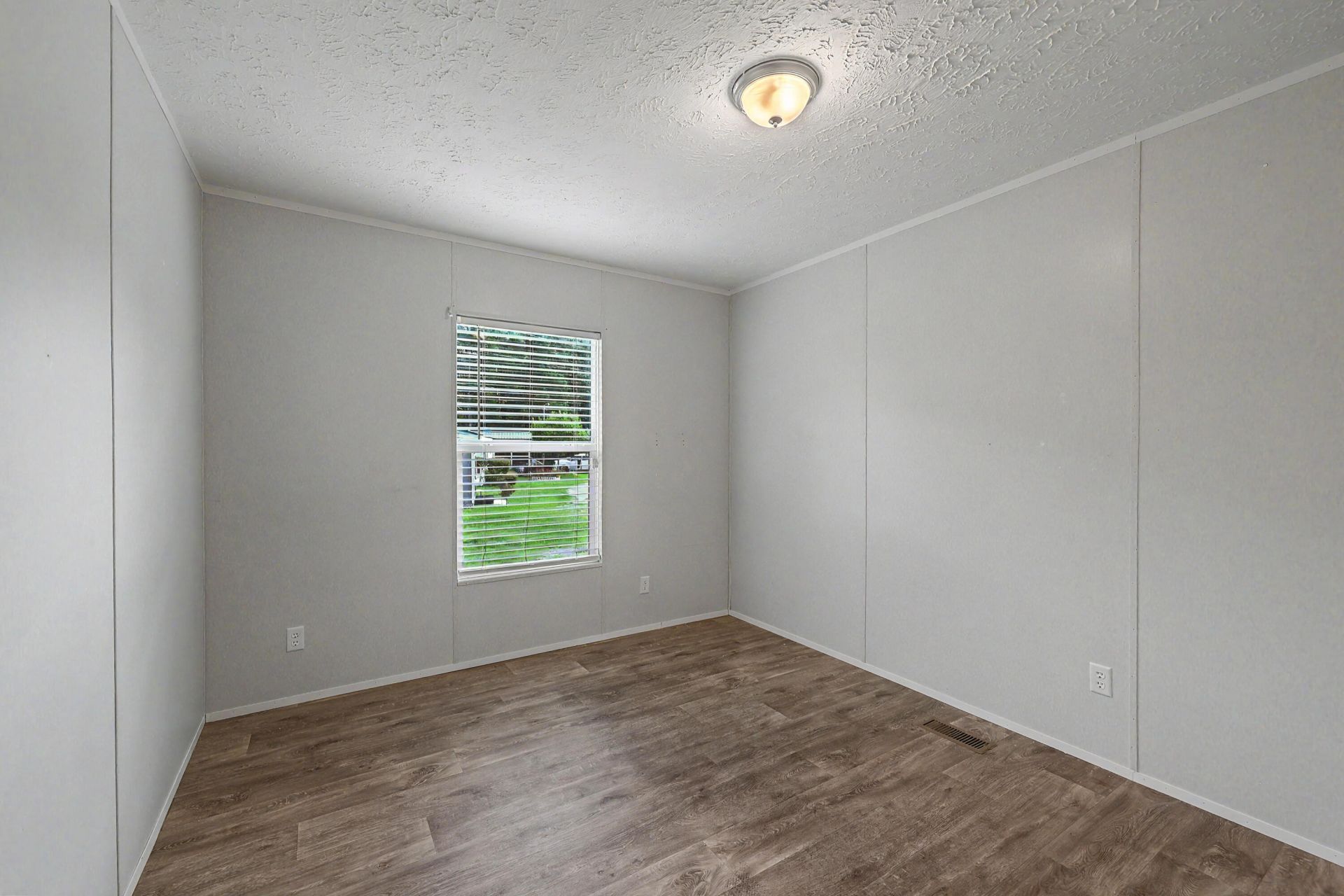 714 Rosa Place Photo 29